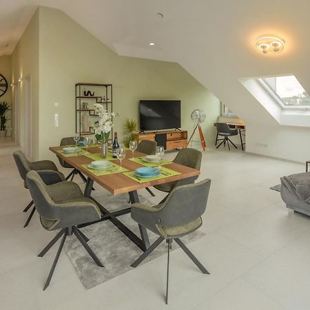 Sweethome - Poing Apartments Luaran gambar