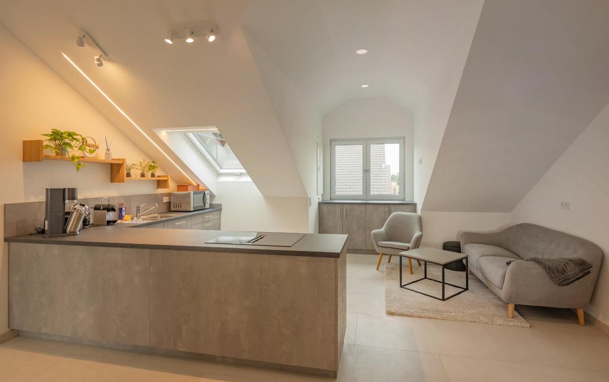 Sweethome - Poing Apartments Luaran gambar